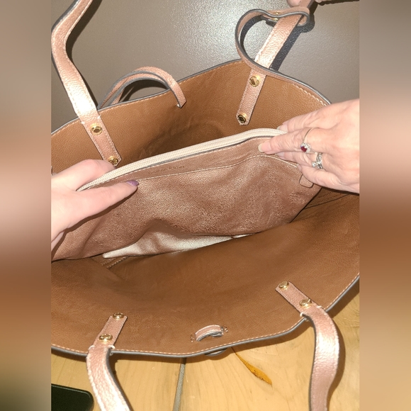 Calvin Klein tote with removable insert - Picture 6 of 9